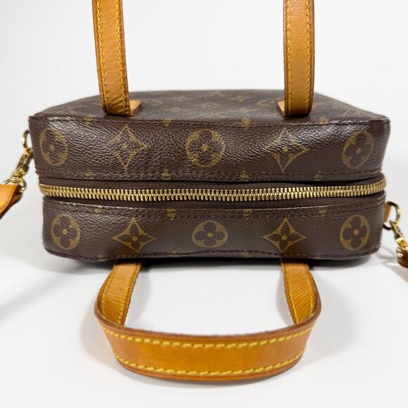 Louis Vuitton Monogram Spontini Crossbody Bag - Picture 8 of 12